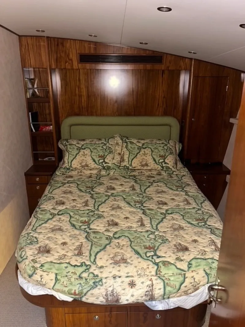 Slide: The Image of Rybovich 60 SIBONEY - Master Stateroom 2001 Rybovich 60 SIBONEY - 6003795