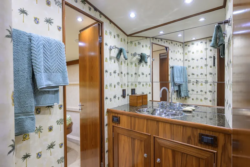 Slide: The Image of Rybovich 60 SIBONEY - Master Stateroom Ensuite Head - 6064568