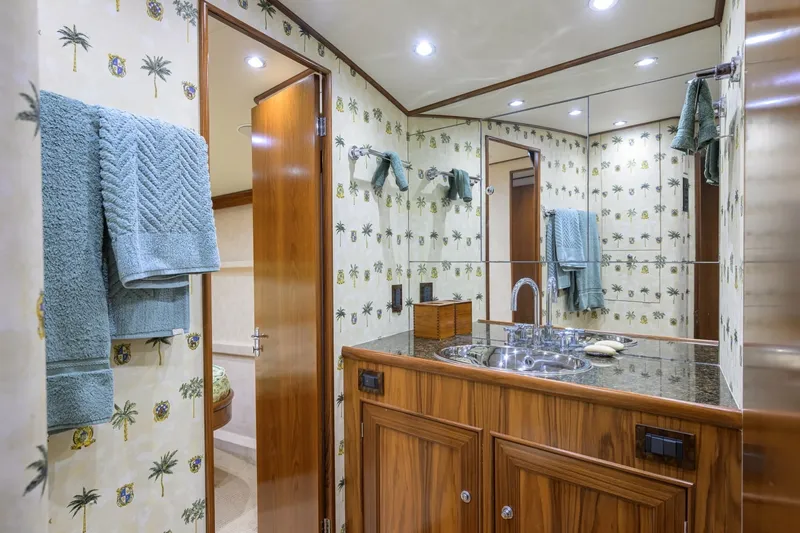 Slide: The Image of Rybovich 60 SIBONEY - Master Stateroom Ensuite Head - 7651870