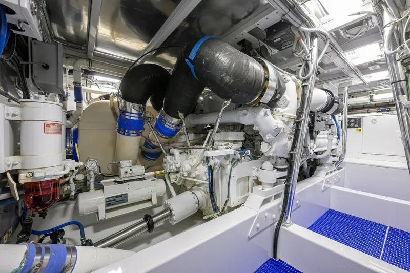 Slide: The Image of Rybovich 60 SIBONEY - Engine Room - 7651887