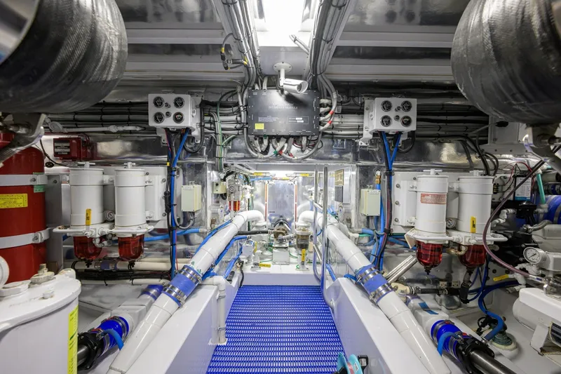Slide: The Image of Rybovich 60 SIBONEY - Engine Room - 7651891