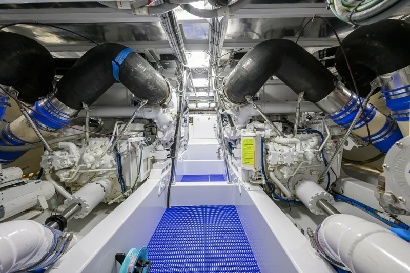 Slide: The Image of Rybovich 60 SIBONEY - Engine Room - 7651885