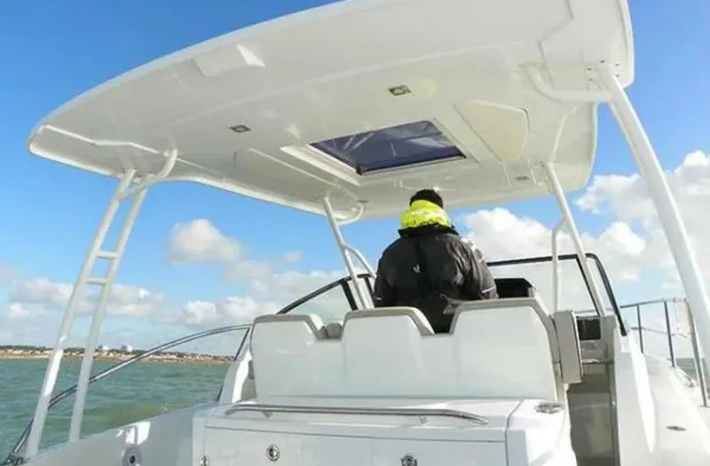 Slide: The Image of Jeanneau 10.5 2019 - 5926768