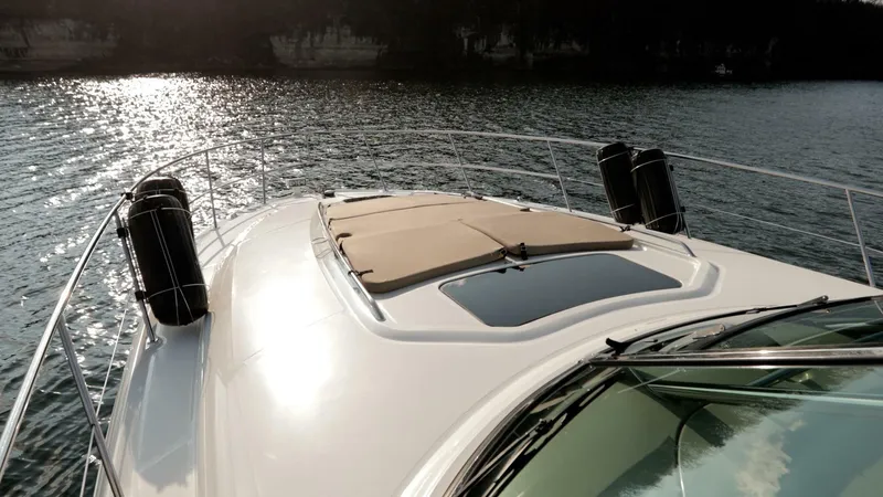 Slide: The Image of Sea Ray 44 2005 - 5928296