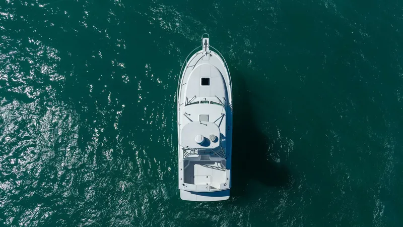 Slide: The Image of Luhrs 32 Open 2004 - 5927320