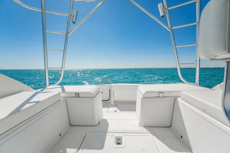 Slide: The Image of Luhrs 32 Open 2004 - 5927348