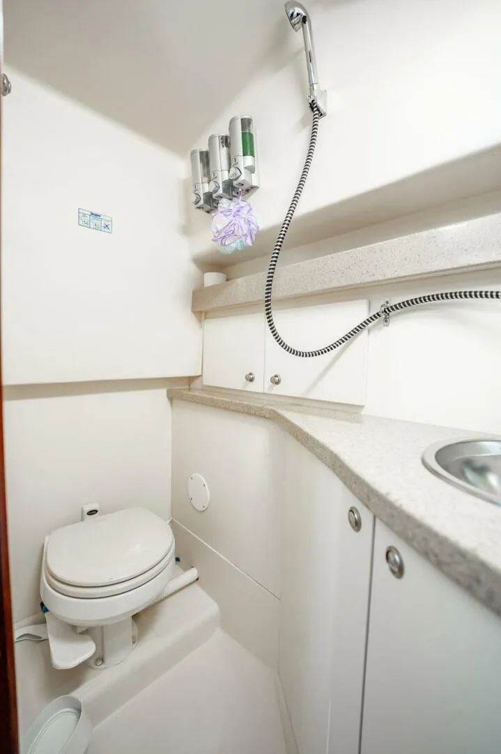 Slide: The Image of Luhrs 32 Open 2004 - 5927352