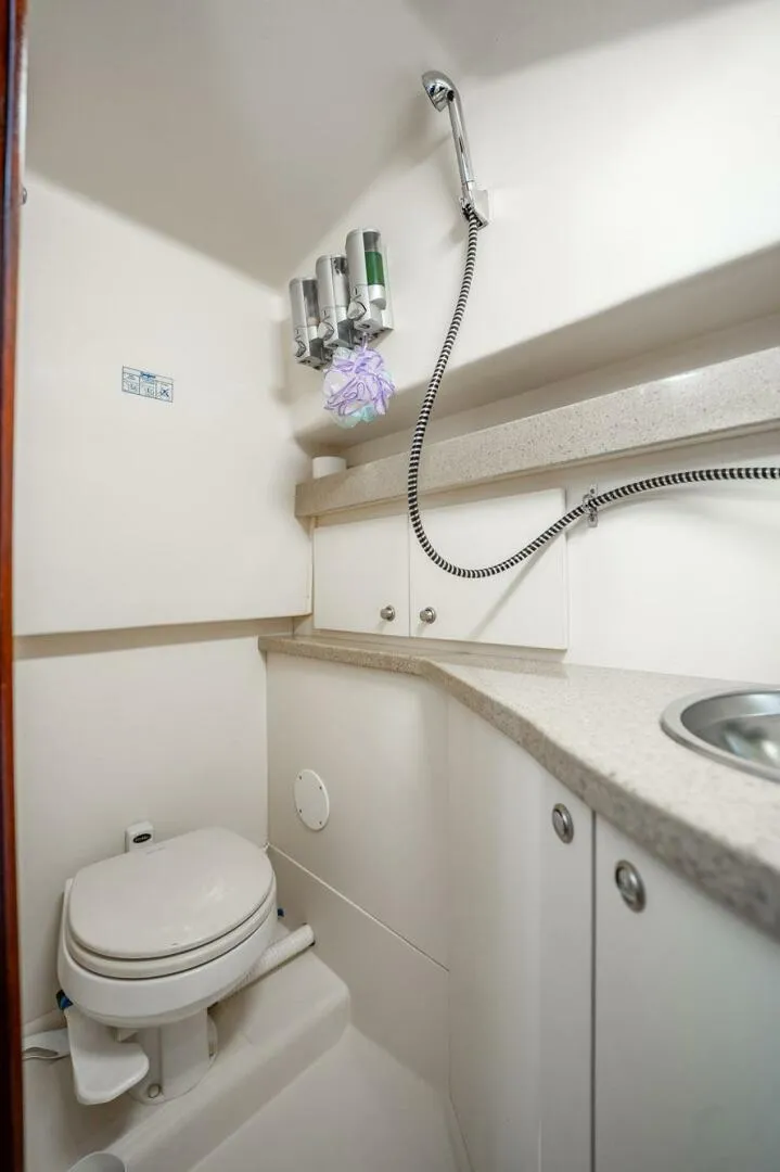 Slide: The Image of Luhrs 32 Open 2004 - 5927353