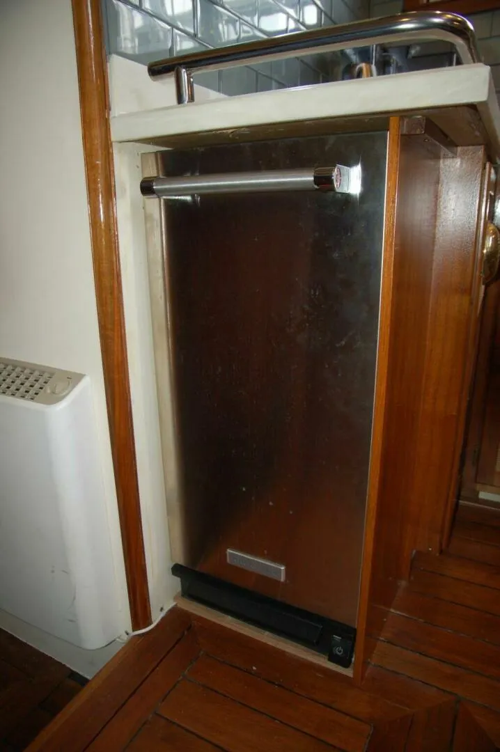 Slide: The Image of Custom Sprague 2006 - 5927985