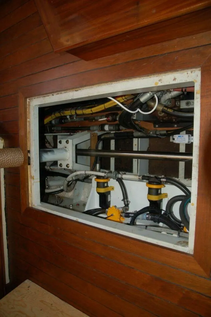 Slide: The Image of Custom Sprague 2006 - 5927992