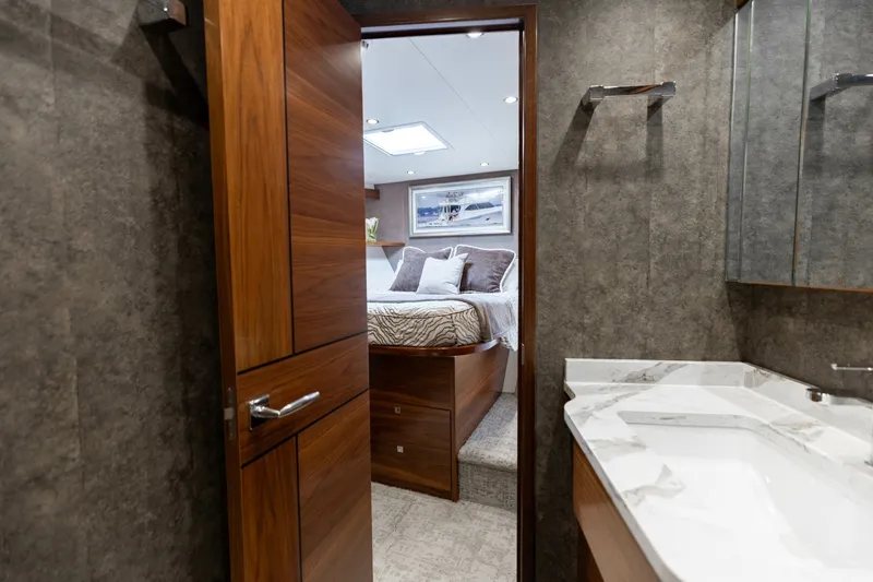 Slide: The Image of 2023 Viking 72 Convertible- TEAM SUPREME- Forward Stateroom Head - 6096834