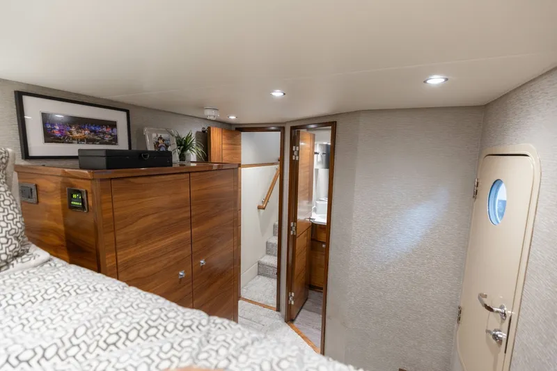 Slide: The Image of 2023 Viking 72 Convertible- TEAM SUPREME- Crew Stateroom - 6096843