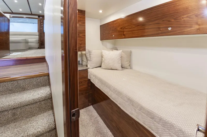 Slide: The Image of 53Albemarle046 - 5927805