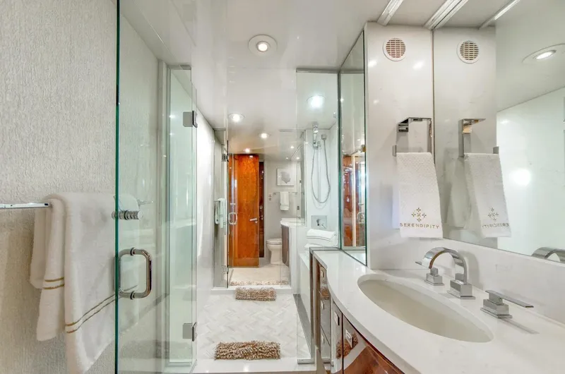 Slide: The Image of Lazzara Yachts 94 Motor Yacht 2001 - 5945287