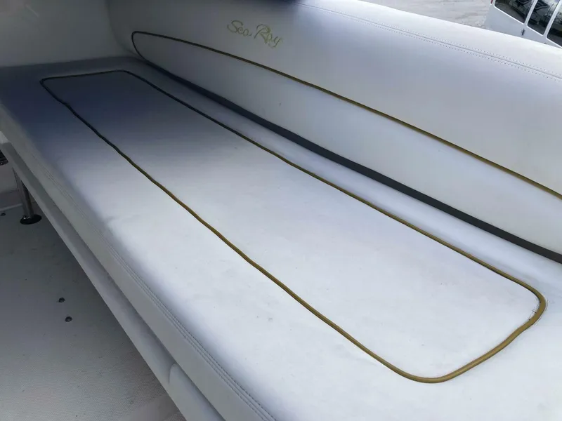 Slide: The Image of Sea Ray 300 Sundancer 2002 - 5932158