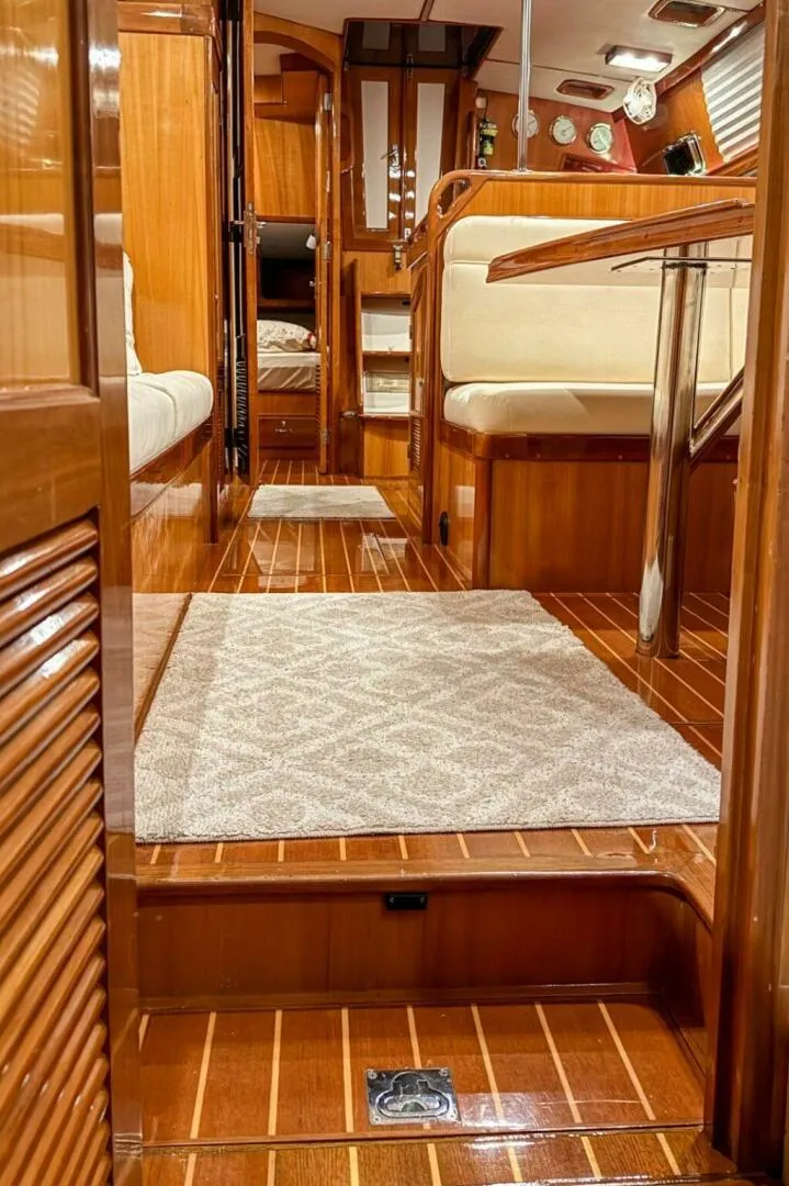 Slide: The Image of Outbound 44 2000 - 5928042