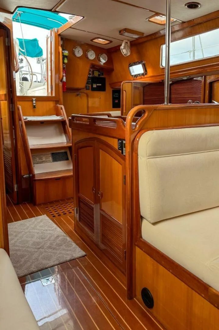 Slide: The Image of Outbound 44 2000 - 5928046