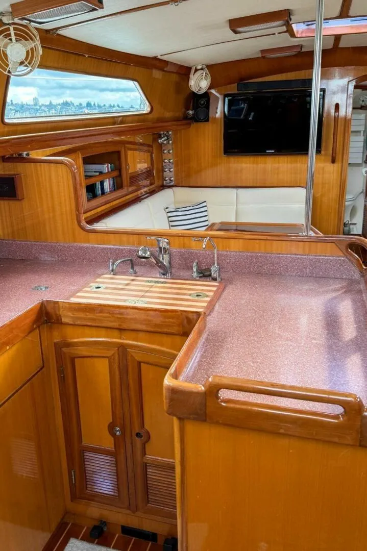 Slide: The Image of Outbound 44 2000 - 5928050