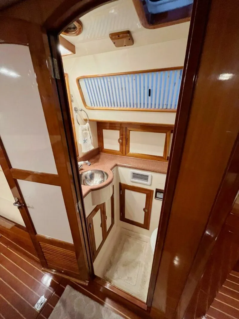 Slide: The Image of Outbound 44 2000 - 5928059