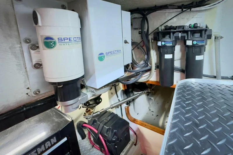 Slide: The Image of Outbound 44 2000 - 5928084