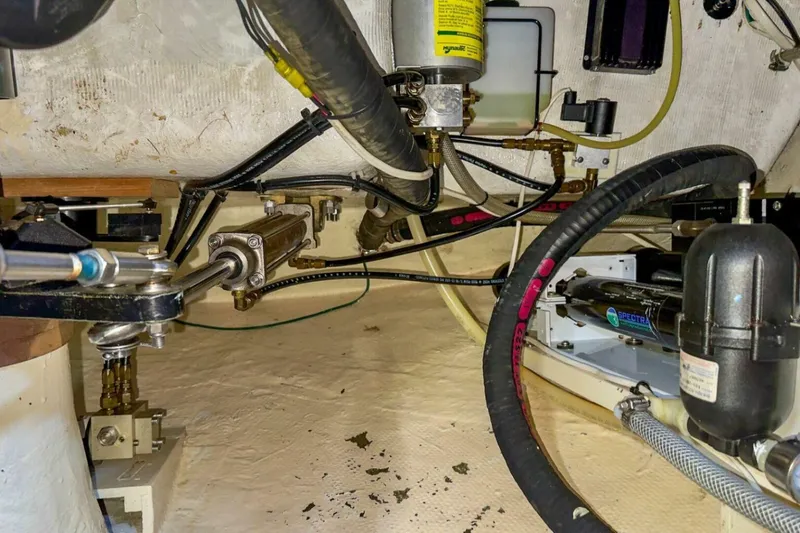 Slide: The Image of Outbound 44 2000 - 5928085