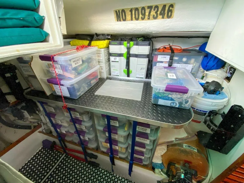 Slide: The Image of Outbound 44 2000 - 5928091