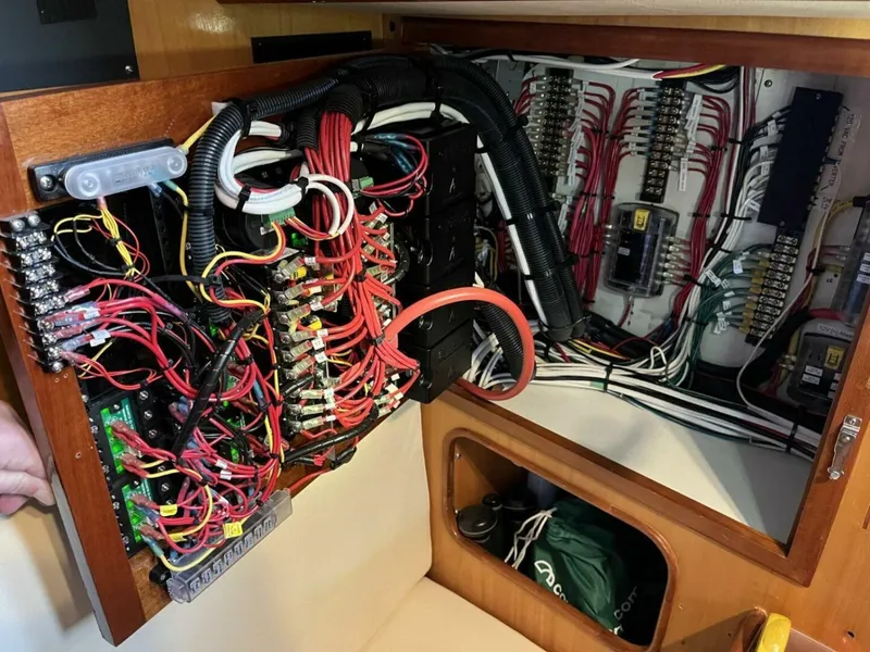 Slide: The Image of Outbound 44 2000 - 5928098