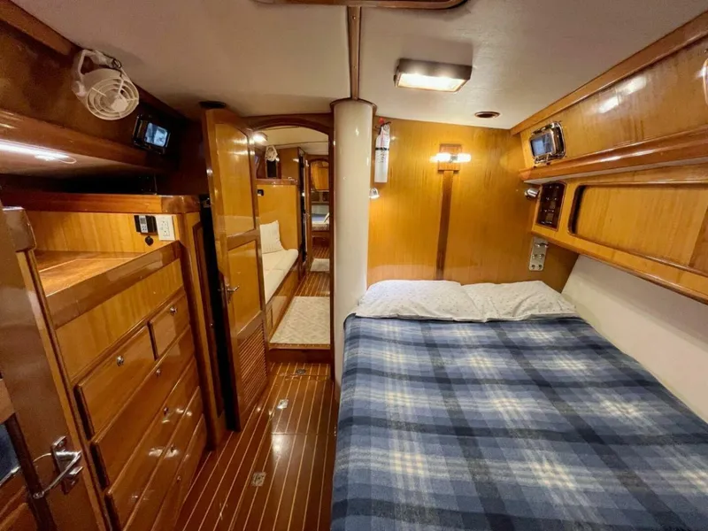 Slide: The Image of Outbound 44 2000 - 5928039