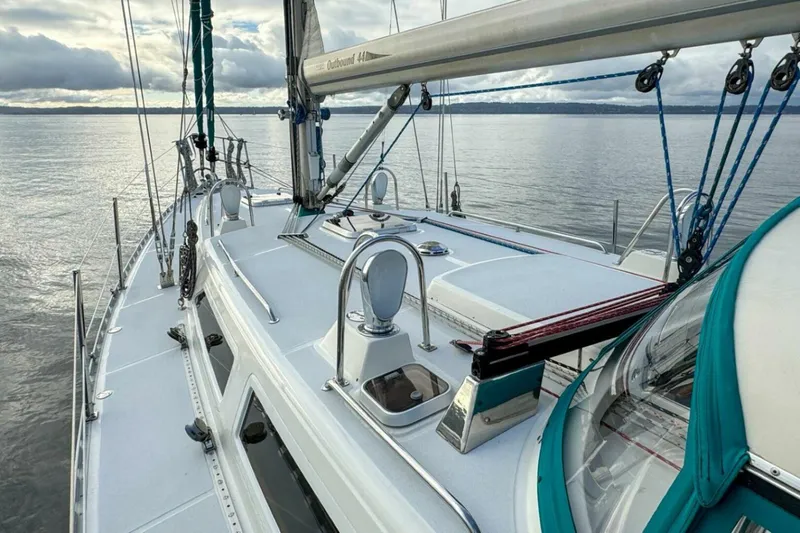 Slide: The Image of Outbound 44 2000 - 5928124