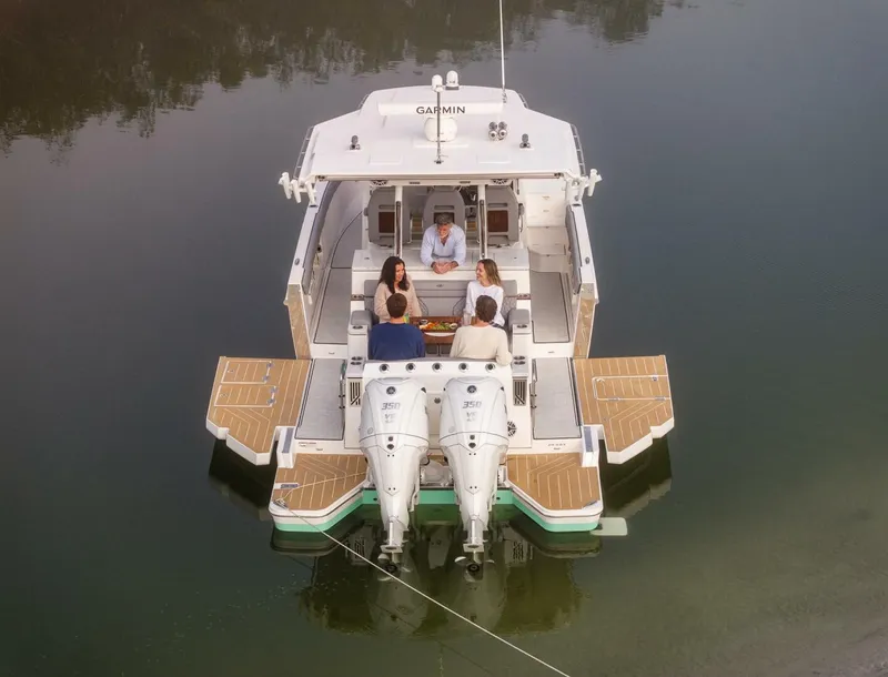 Slide: The Image of Regal 34 SAV 2026 - 5928513