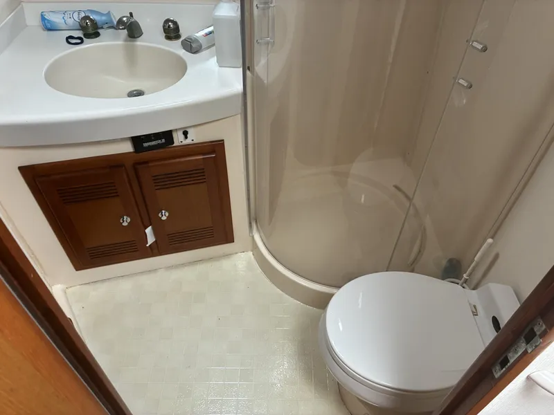 Slide: The Image of 2000 Cabo Express 45 - 6065775