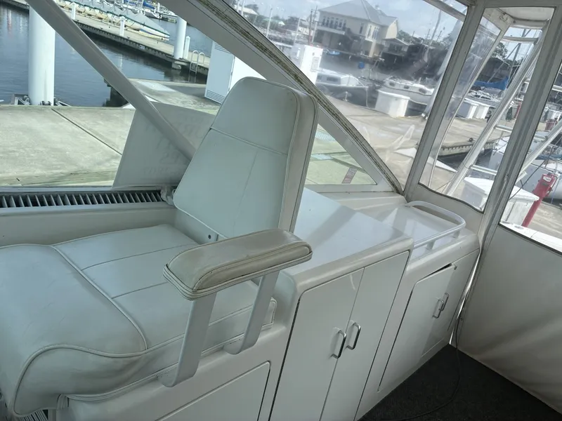 Slide: The Image of 2000 Cabo Express 45 - 6065795