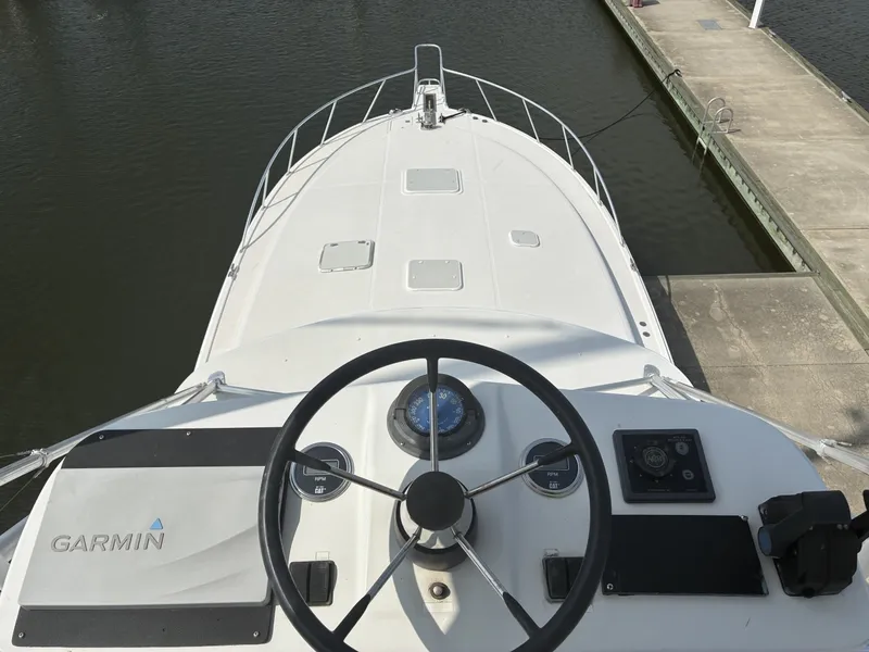 Slide: The Image of 2000 Cabo Express 45 - 6065800