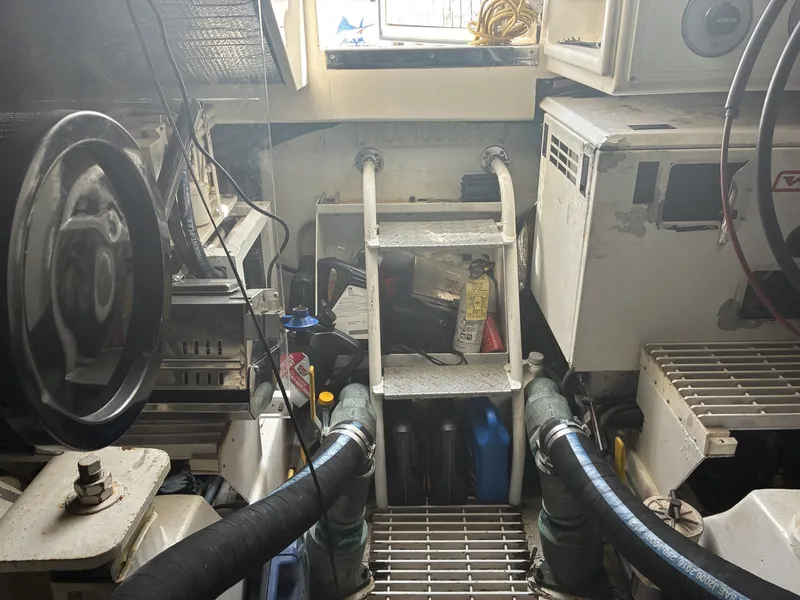 Slide: The Image of 2000 Cabo Express 45 - 6065811