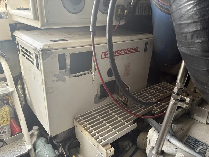 Slide: The Image of 2000 Cabo Express 45 - 6065812