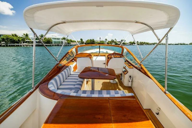 Slide: The Image of Hinckley Yachts Talaria 29 R 2004 - 7681377