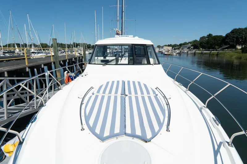 Slide: The Image of Cruiser Yachts 48   EPIC (47) - 5928751