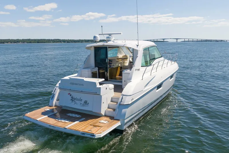 Slide: The Image of Cruiser Yachts 48   EPIC (14) - 5928720