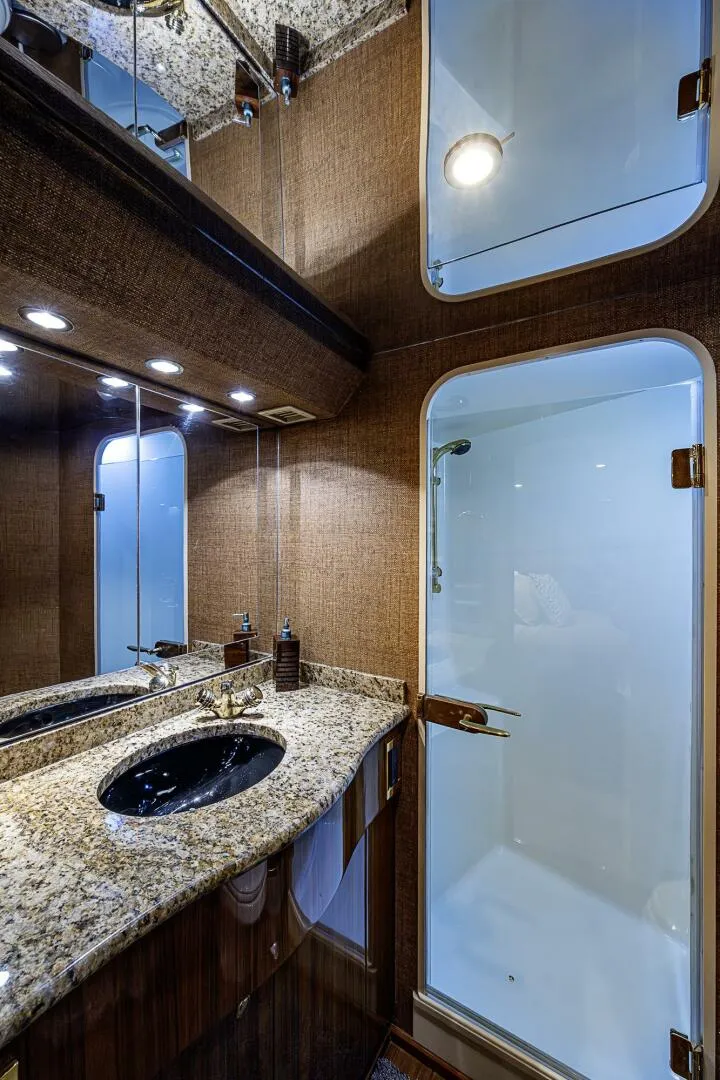 Slide: The Image of Viking 64 - Big Blue - Master Head 2007 Viking 64 Convertible - Big Blue - 5929046