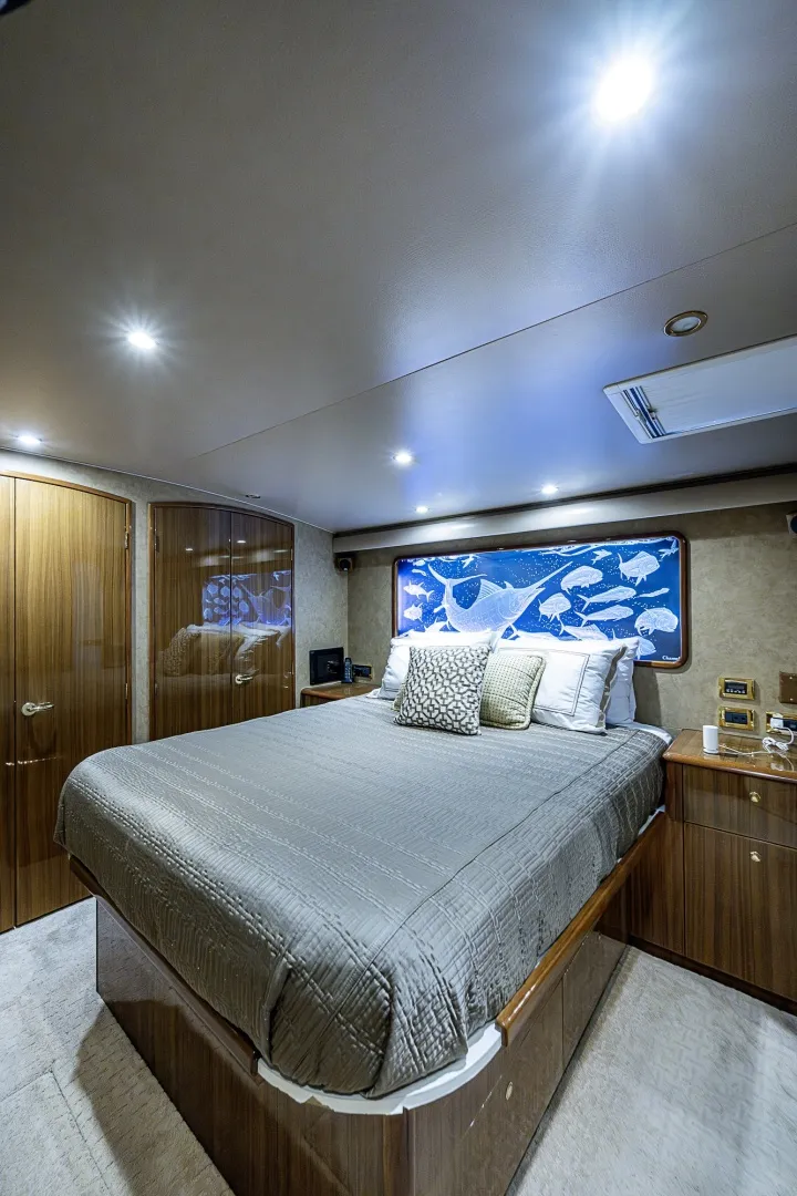 Slide: The Image of Viking 64 BIG BLUE - Master Stateroom 2007 Viking 64 BIG BLUE - 7288541