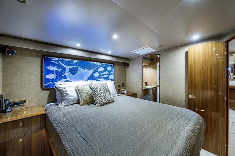 Slide: The Image of Viking 64 BIG BLUE - Master Stateroom 2007 Viking 64 BIG BLUE - 7288543