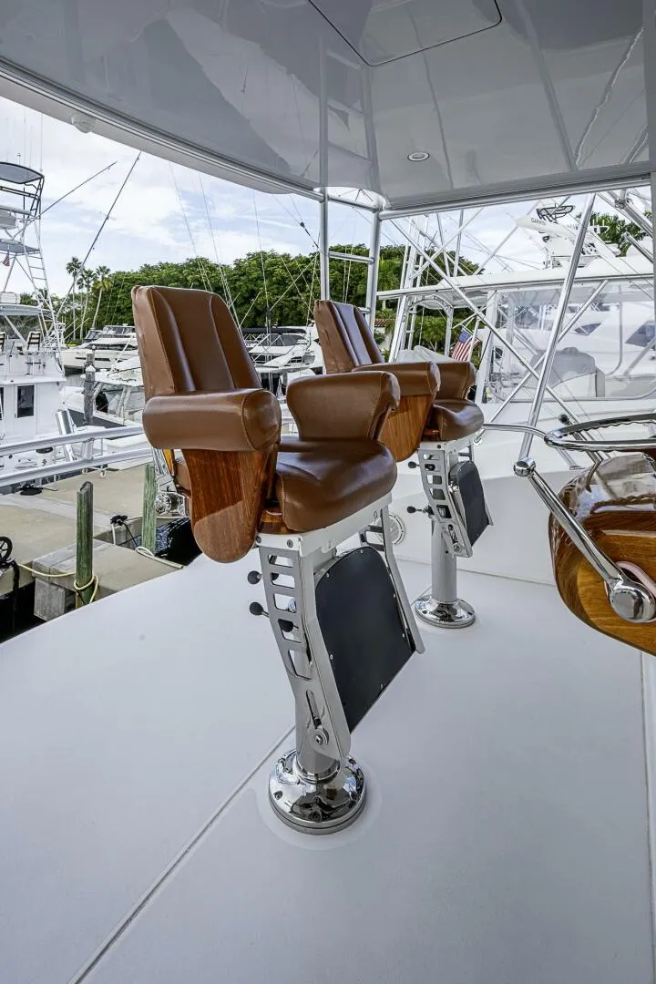 Slide: The Image of Viking 64 - Big Blue - Flybridge 2007 Viking 64 Convertible - Big Blue - 5929074