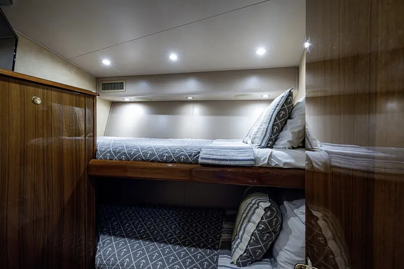 Slide: The Image of Viking 64 BIG BLUE - Guest Bunk Cabin 2007 Viking 64 BIG BLUE - 7288564