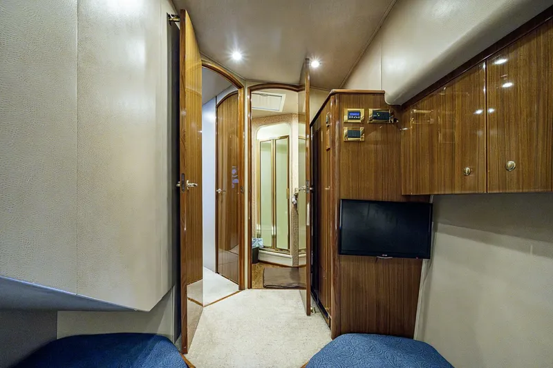 Slide: The Image of Viking 64 - Big Blue - Starboard Aft Guest Stateroom 2007 Viking 64 Convertible - Big Blue - 5929058