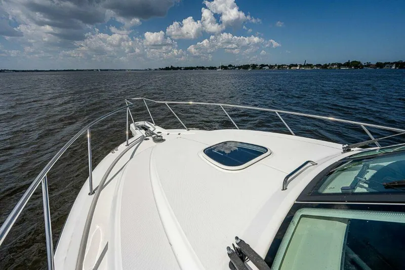 Slide: The Image of Boston Whaler 345 Conquest - Exterior Boston Whaler 35 Conquest - 5928932