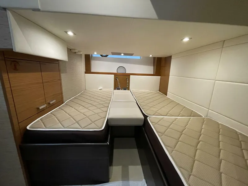 Slide: The Image of Tiara C44 Coupe 2016 - 5938209