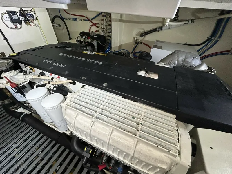 Slide: The Image of Tiara C44 Coupe 2016 - 6005426