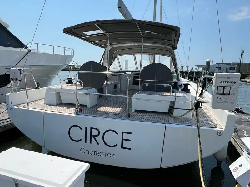 Slide: The Image of Beneteau Oceanis Yacht 2022 - 5953570