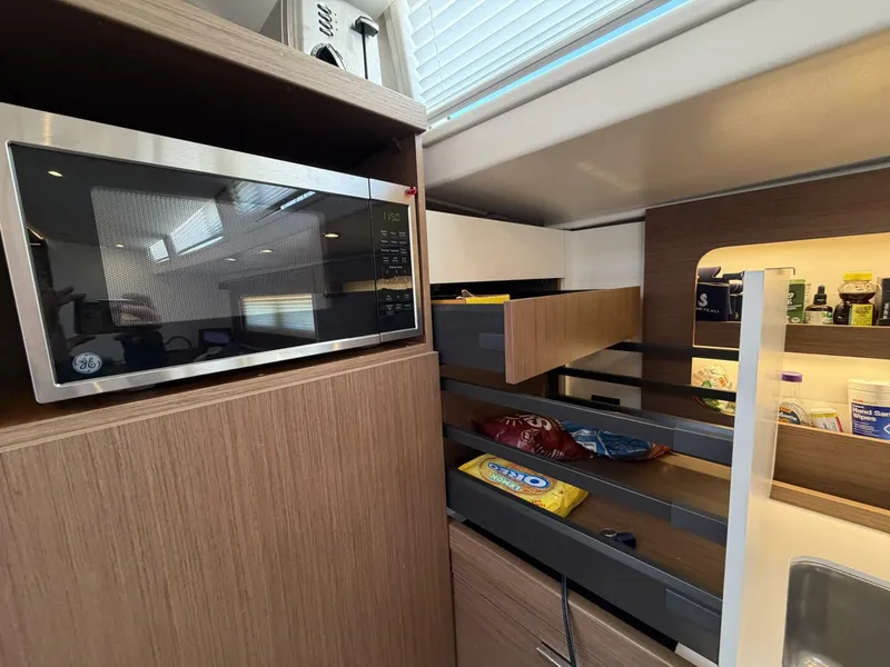 Slide: The Image of Beneteau Oceanis Yacht 2022 - 5955465