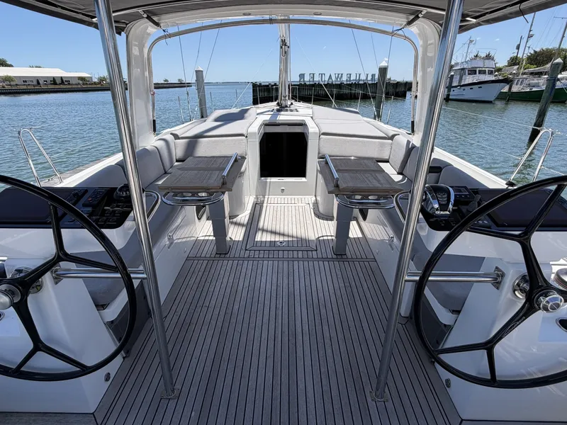 Slide: The Image of Beneteau Oceanis Yacht 2022 - 6067167